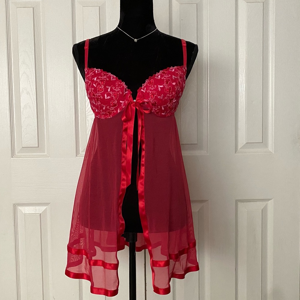 Cherry 🍒 red push-up chemise with open front